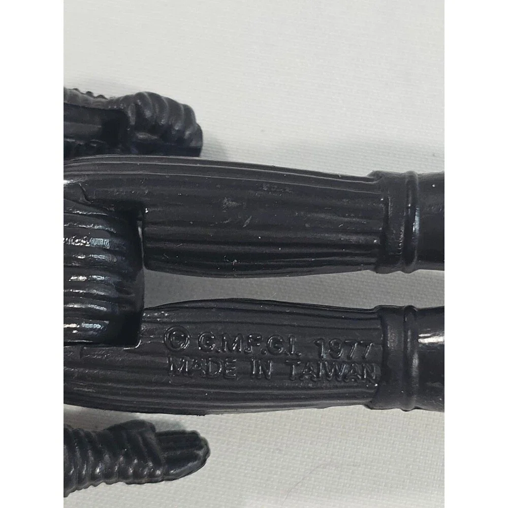 Vintage 1977 Kenner Star Wars Figure Darth Vader Hong Kong